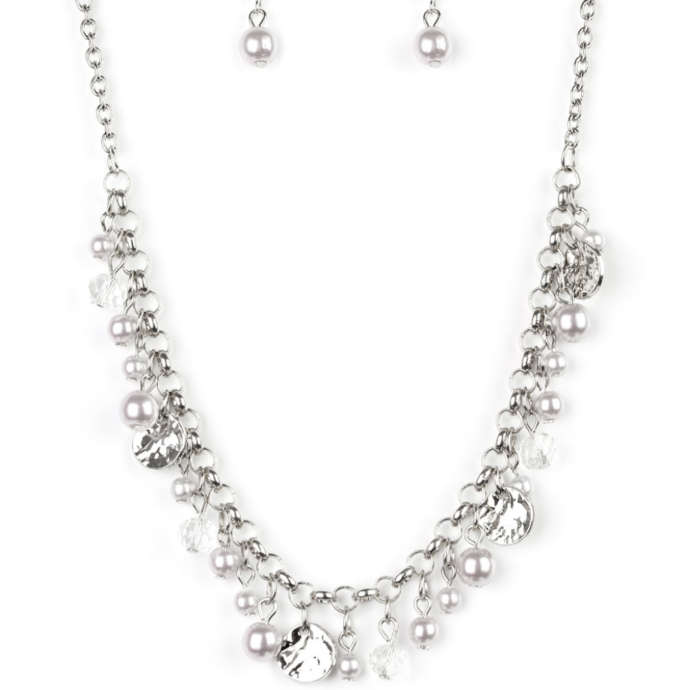 Necklace and bracelet set